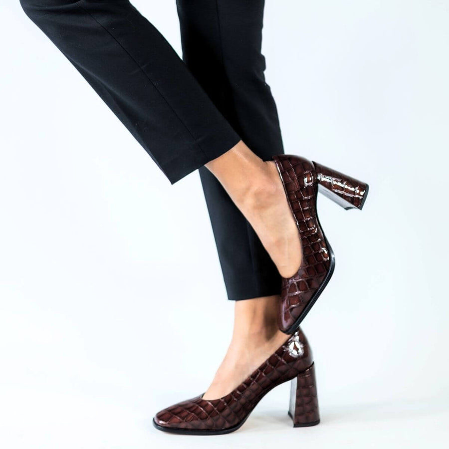 KAT 75 - Antimony Regina Romero High Heel Sneaker Shoe for Lady in Leather