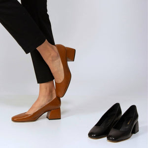 FIBI 40 - Miel Regina Romero Low Heel Sneaker Shoe for Women in Leather