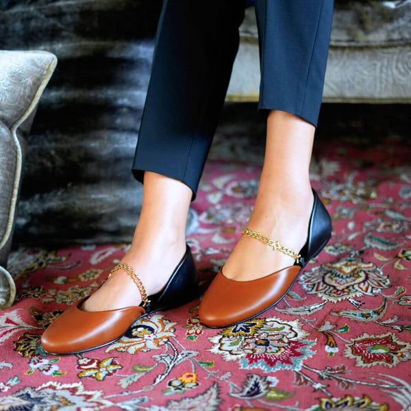 Estilo casual elegante con jeans y suela flexible