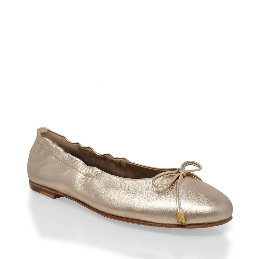 SORELLA - Champagne Regina Romero Zapato Flat Balerina de Piso Paea Dama en Pie