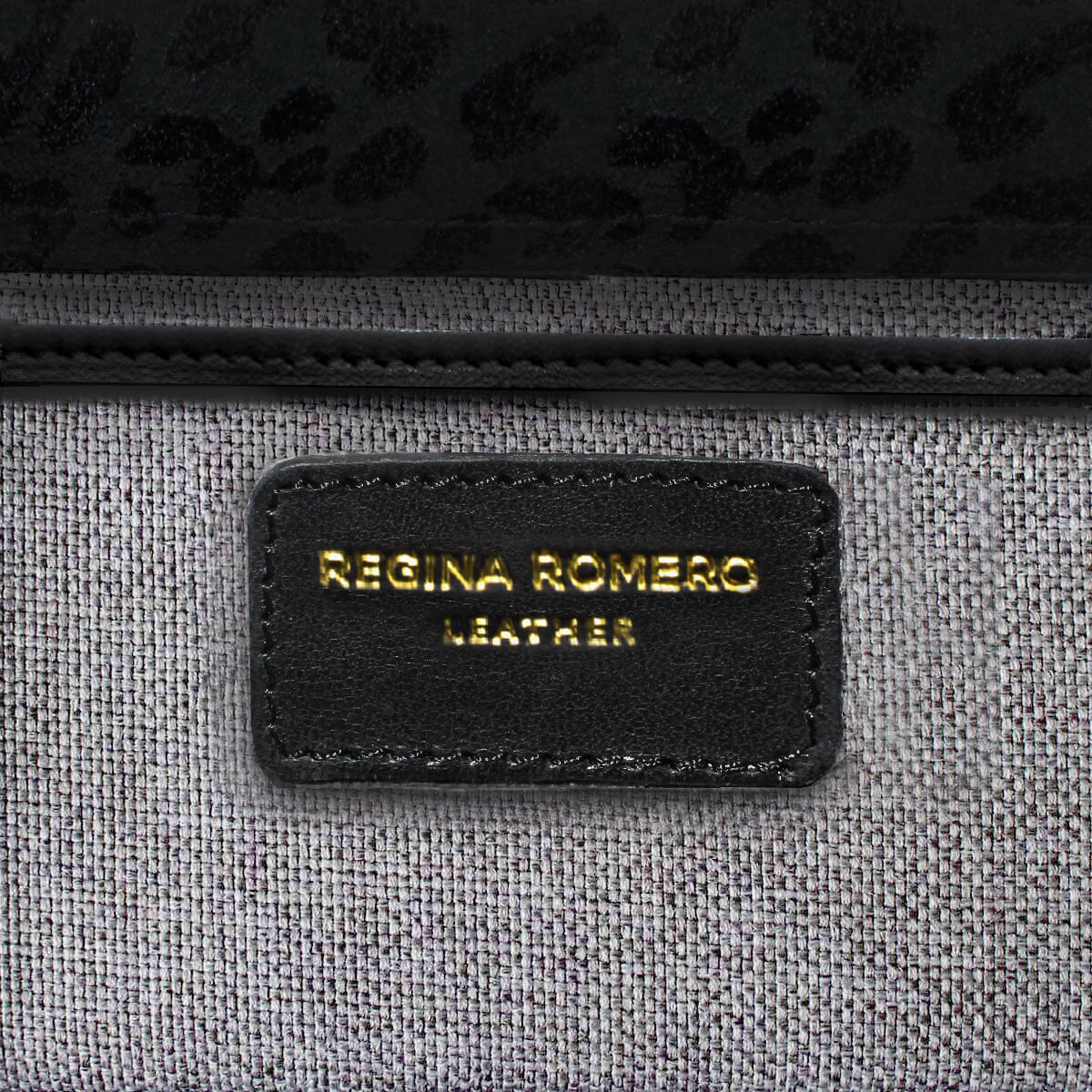 COLETTE - Negro Print Regina Romero Accesorio Bolso Para Dama en Piel