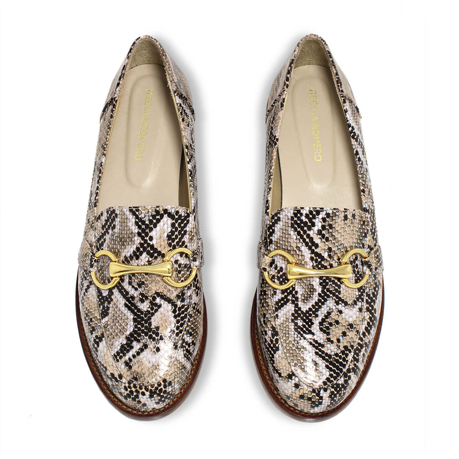 JUDY - Beige Regina Romero Women's Flat Moccasin Shoe in Leather