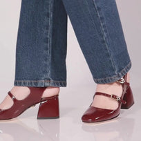 ALESSIA 50 - Charol Vino Regina Romero Zapato Zapatilla Tacon Bajo Para Dama en Piel