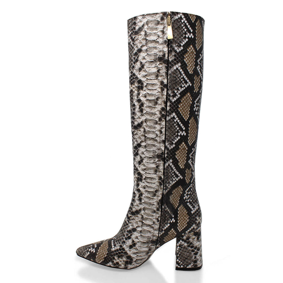 BROOKLYN 75 - Beige Regina Romero Zapato Bota Larga Tacon Alto Para Dama en Piel