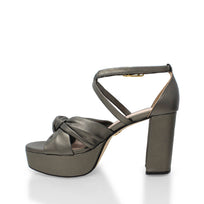 Sandalias de plataforma MARBELLA 95 Regina Romero en piel color inox, tacón alto