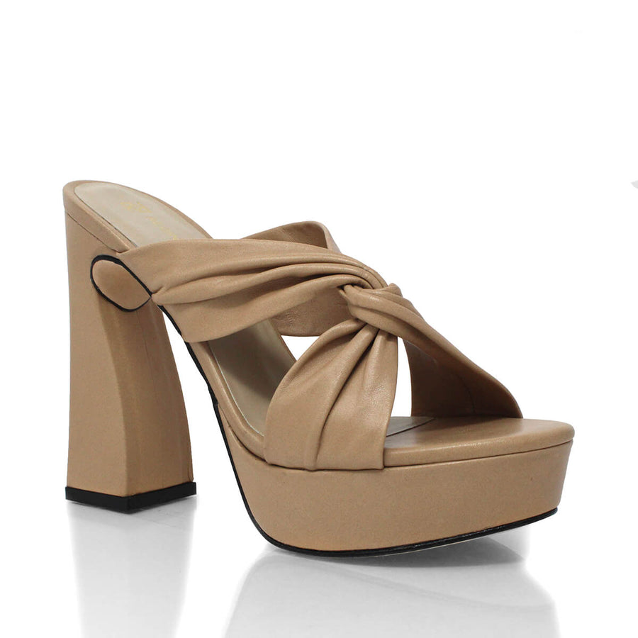 THALIA 125 - Beige Regina Romero Zapato Sandalia Plataforma Tacon Alto Para Dama en Piel