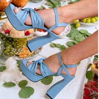 THALIA CON PULSERA 125 - Azul Cielo Regina Romero Zapato Sandalia Plataforma Tacon Alto Para Dama en Piel