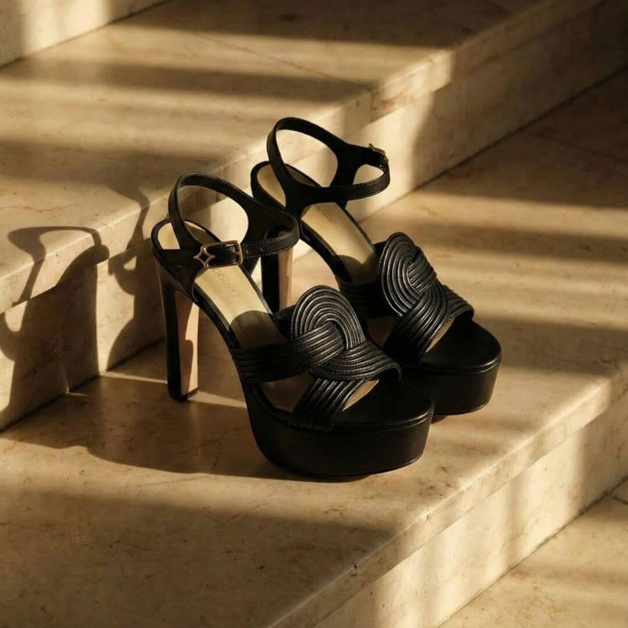 Sandalias de plataforma ZENYA 135 Regina Romero en piel color negro, tacón muy alto