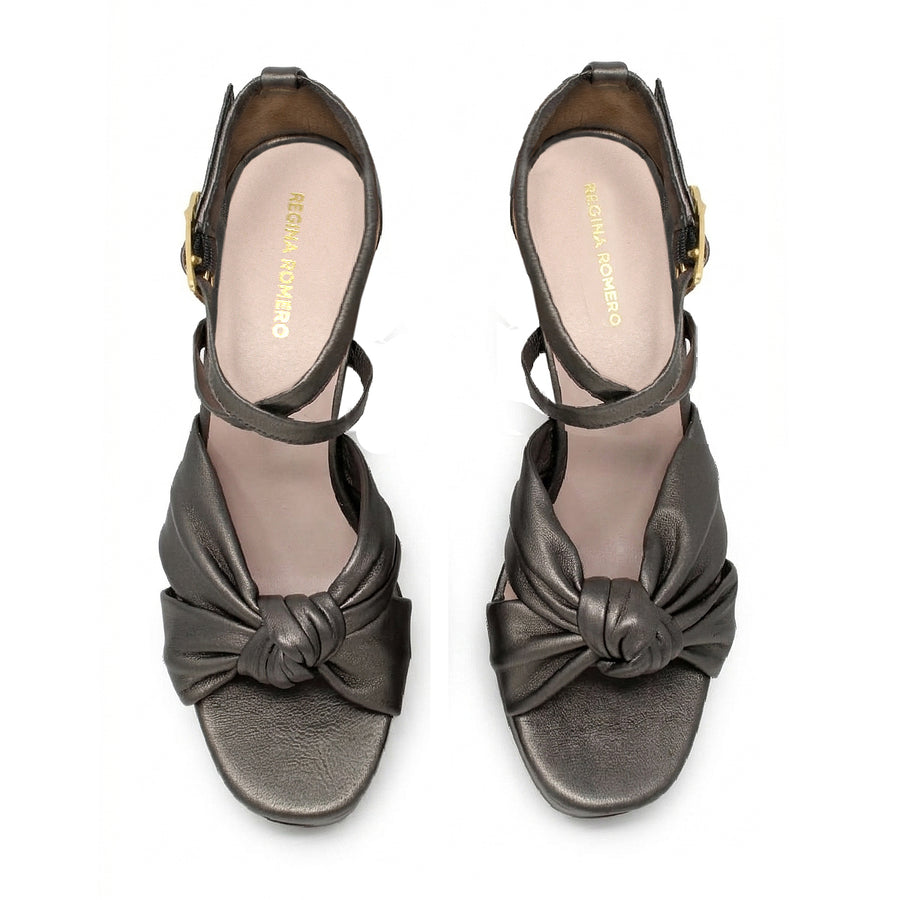 Sandalias de plataforma MARBELLA 95 Regina Romero en piel color inox, tacón alto