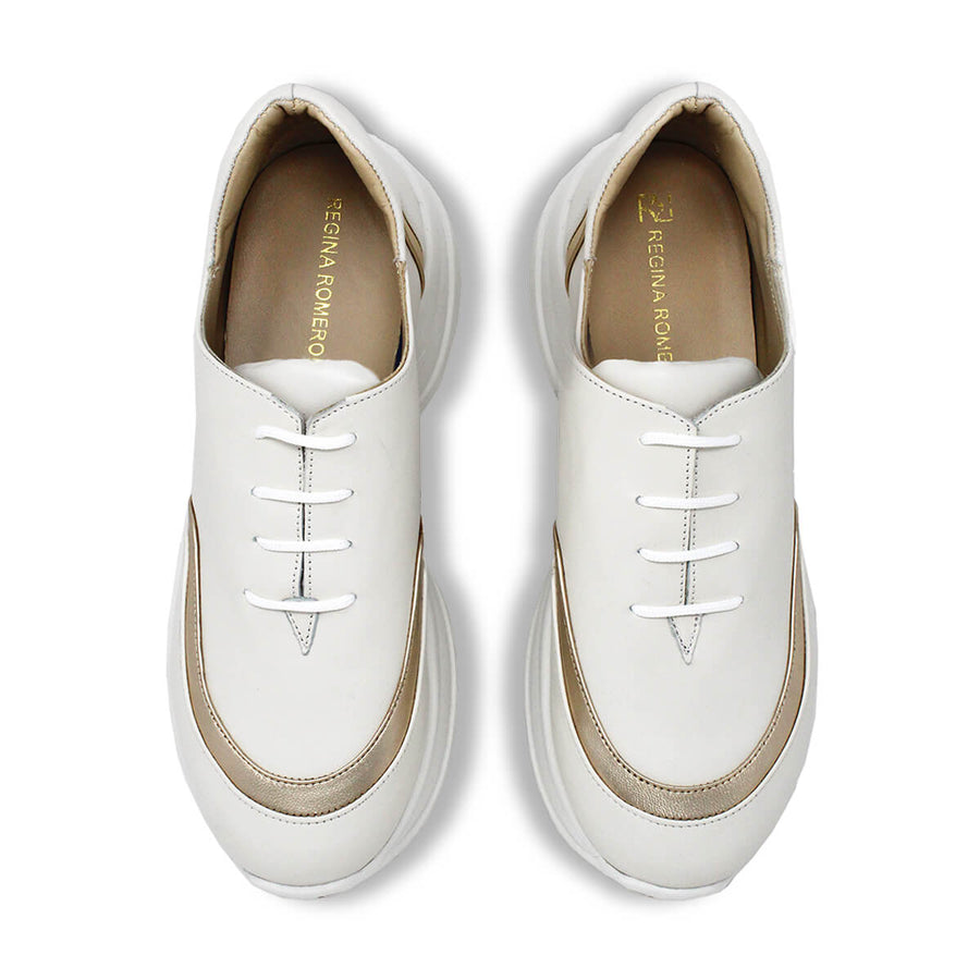KIM 75 - Blanco y Oro Claro Regina Romero Zapato Tenis Urbano Sport Para Dama en Piel