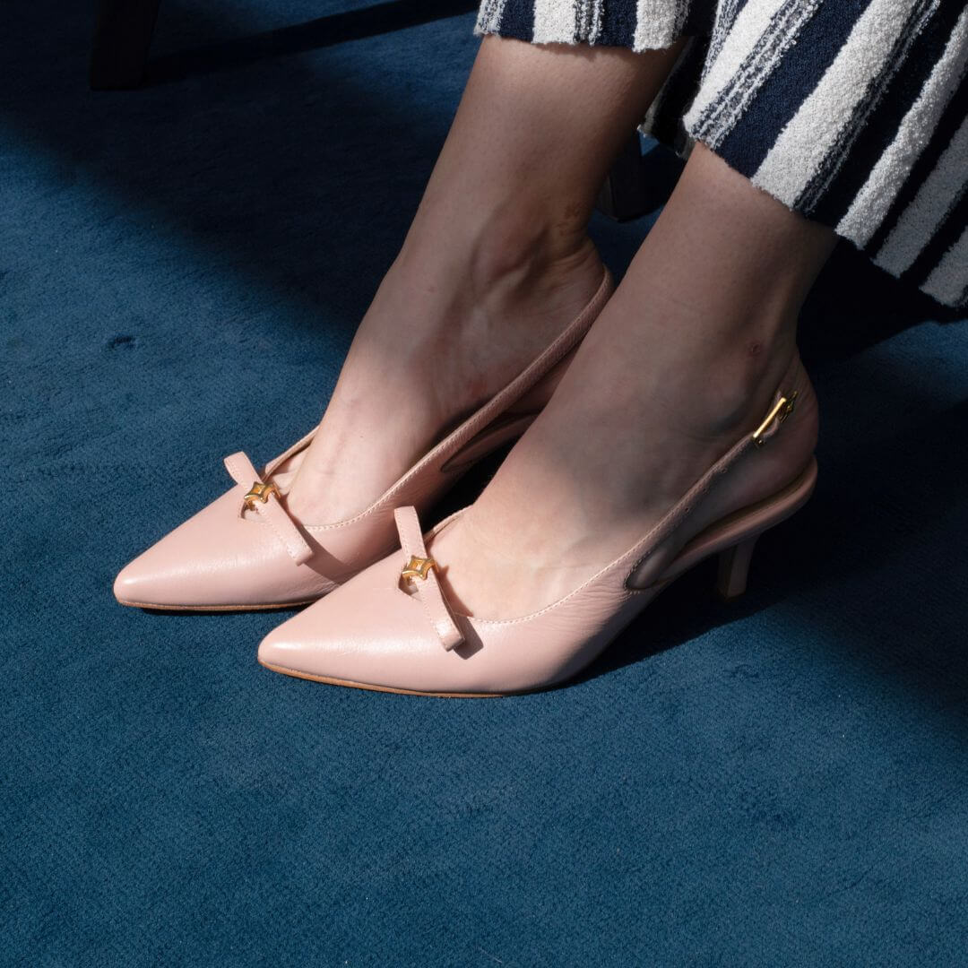 ELANI 60 - Rosa Antiguo Regina Romero  Zapato Zapatilla Tacon Bajo Para Dama en Piel