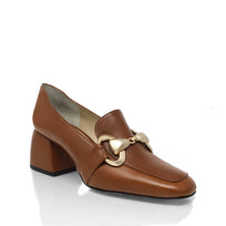 GRETA 40 - Miel Regina Romero Low Heel Sneaker Shoe for Women in Leather