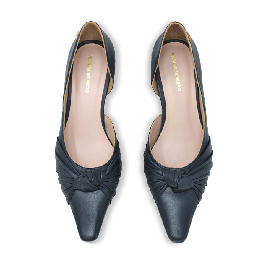 Zapatillas LYON 60 Regina Romero en piel color gris, tacón medio