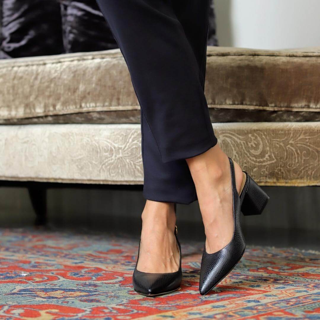 TANIA 50 - Negro Regina Romero Zapato Zapatilla Tacon Bajo Para Dama en Piel 2