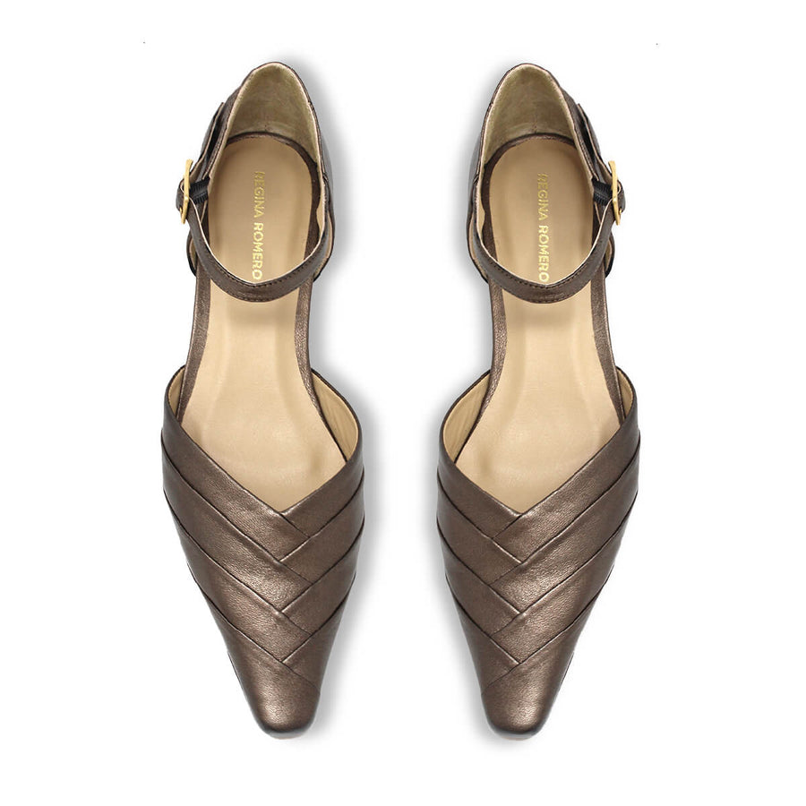 Zapatillas VIANNA 30 Regina Romero en piel color bronce, tacón bajo