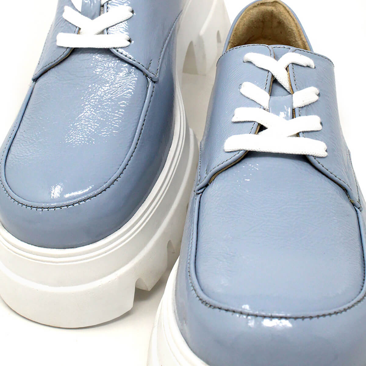 KRYSTA 65 - Charol Azul Claro Regina Romero Zapato Tenis Urbano Sport Para Dama en Piel