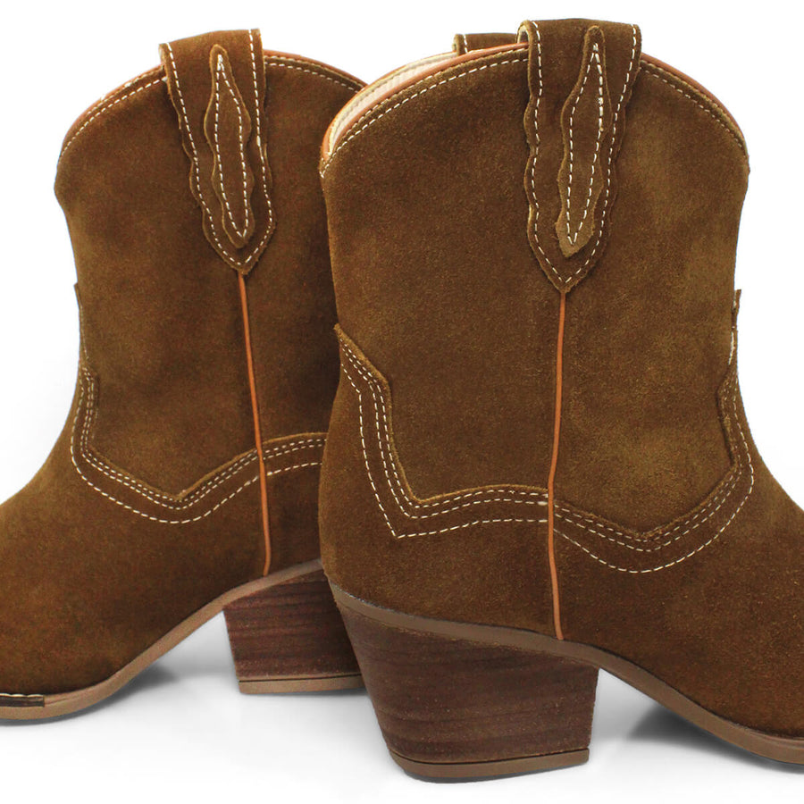 SIERRA 60 - Canela Regina Romero Zapato Bota Botin Tacon Bajo Para Dama en Piel