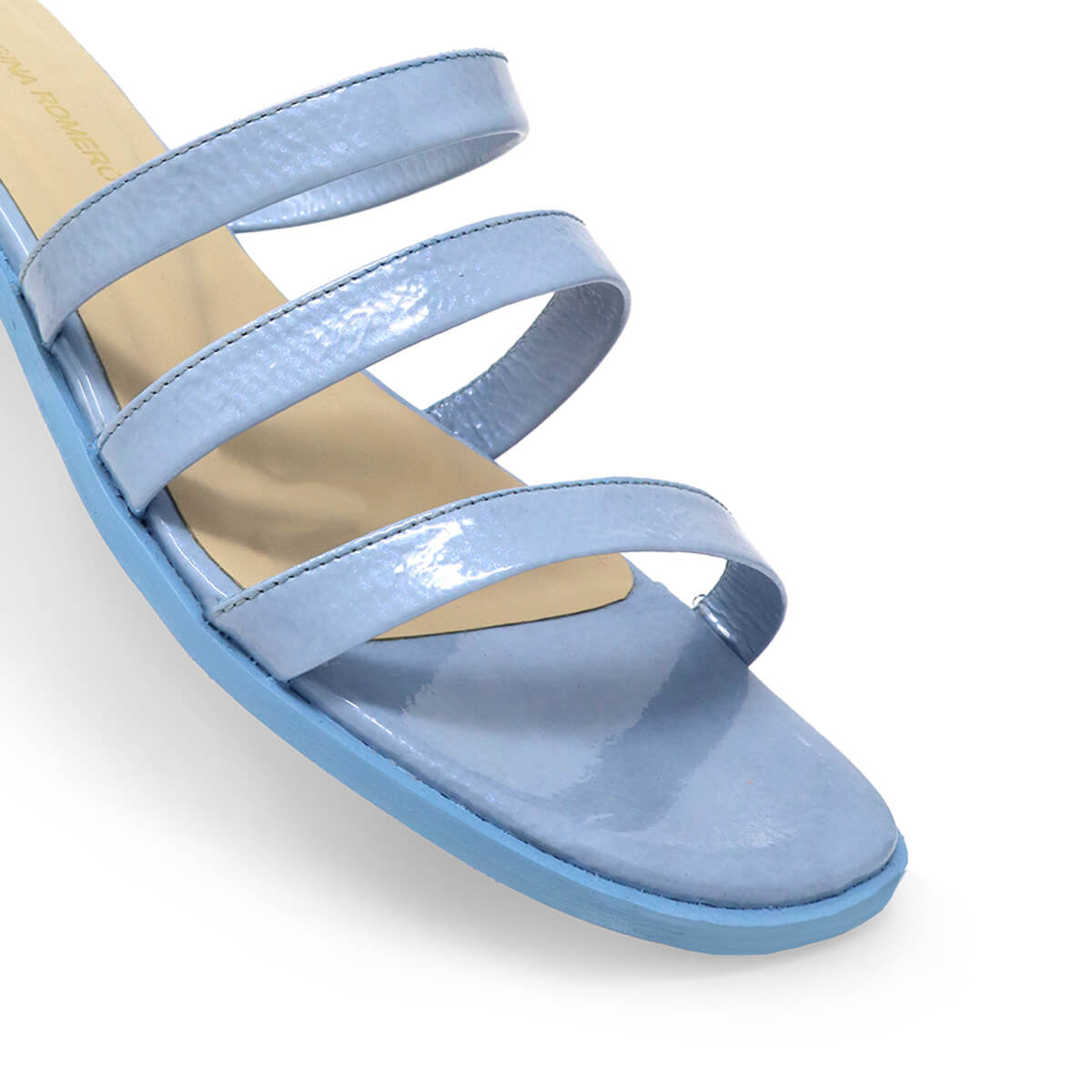 CILIA - Charol Azul Claro Regina Romero Zapato Sandalia de Piso Para Dama en Piel