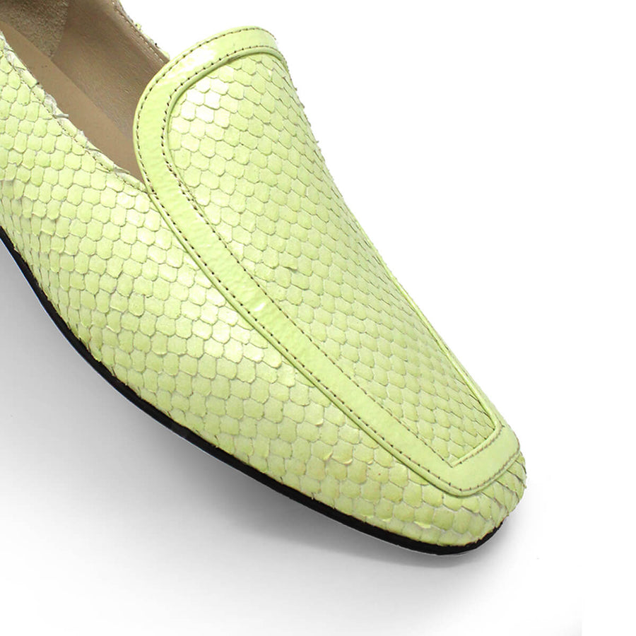 CORA - Menta Regina Romero Zapato Mocasin de Piso Para Dama en Piel