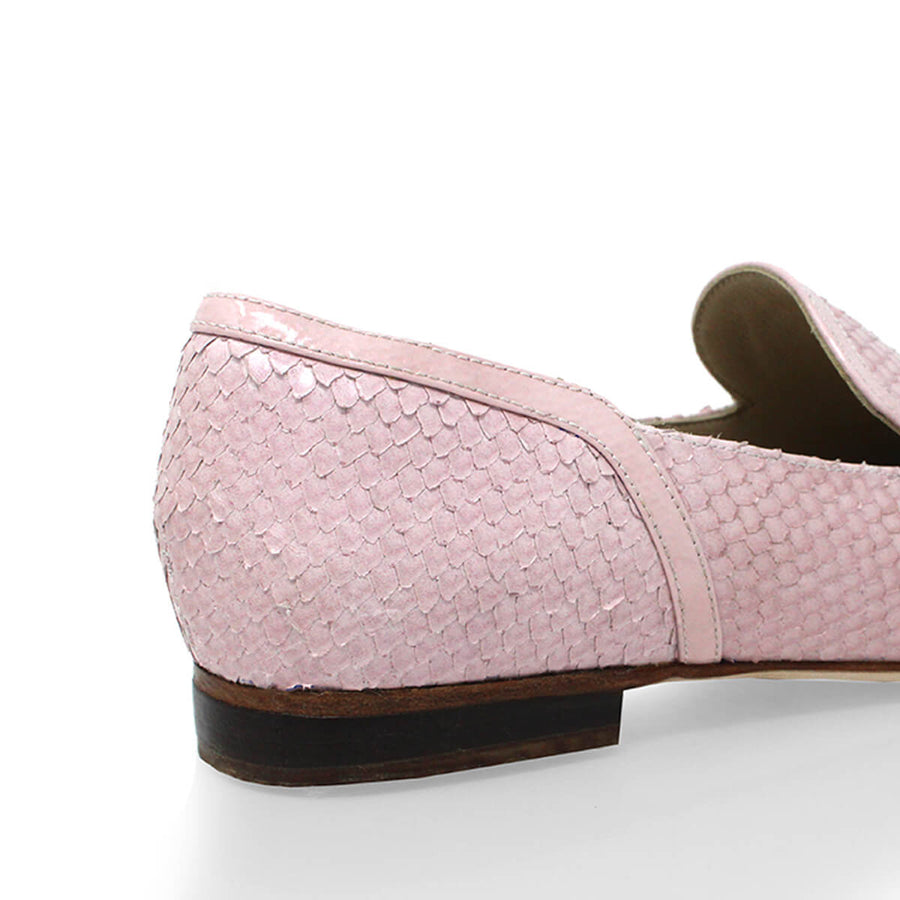 CORA - Light Pink Regina Romero Women's Flat Moccasin Shoe in Leather