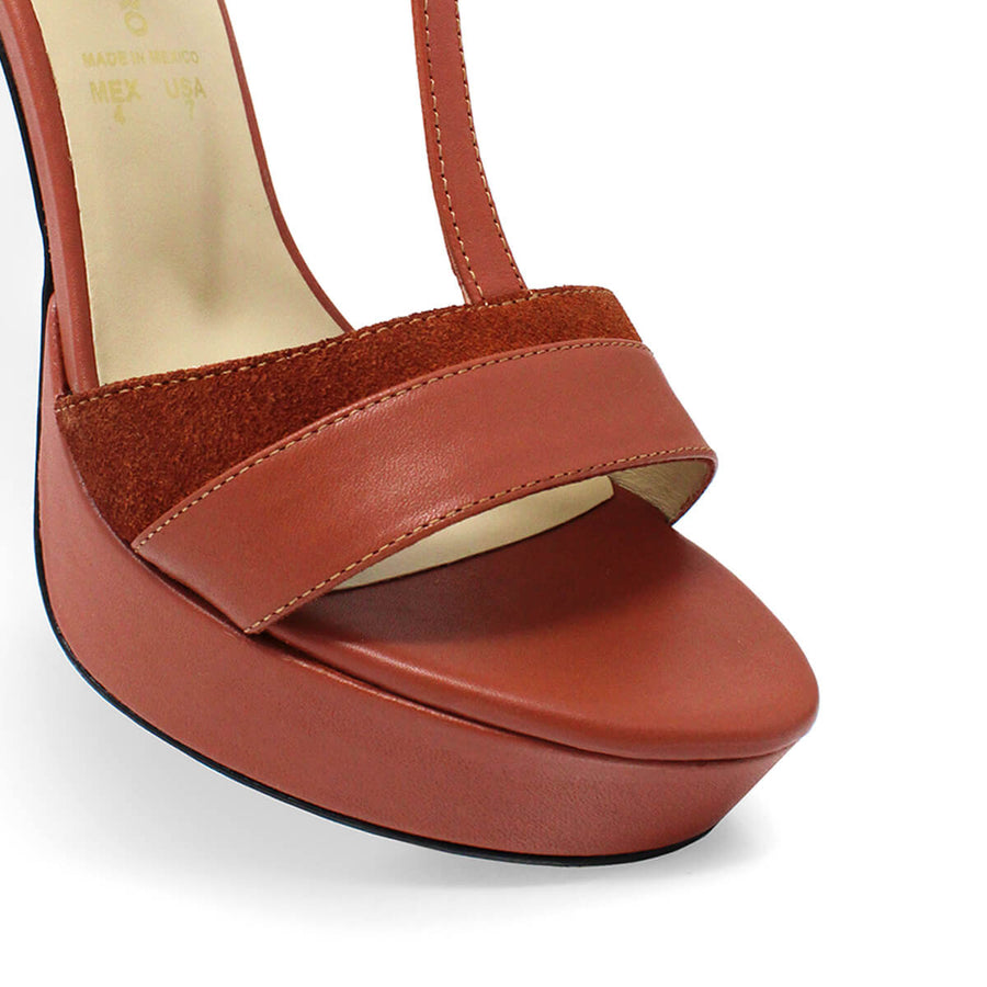PITA 125 - Terracota Regina Romero Zapato Sandalia Plataforma Tacon Alto Para Dama en Piel